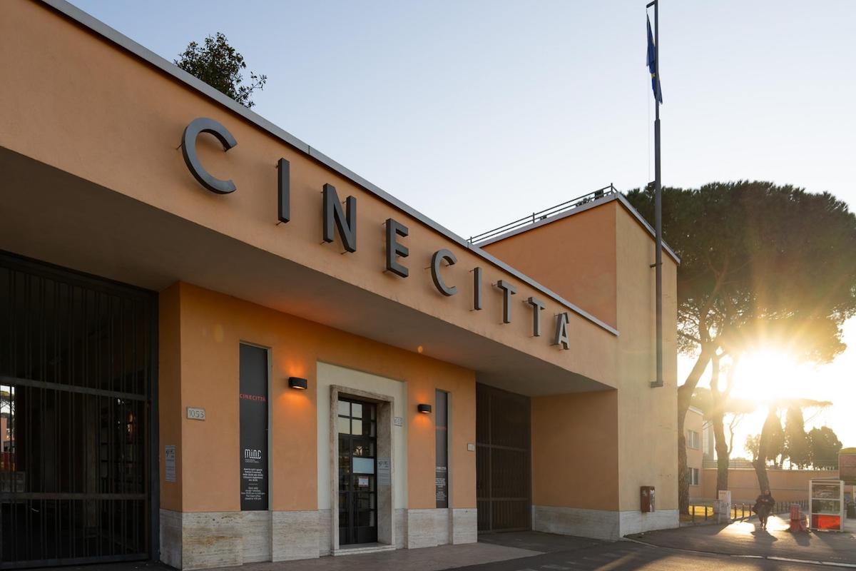https://static.open.online/wp-content/uploads/2025/11/inchiesta-cinecitta-spa.jpg