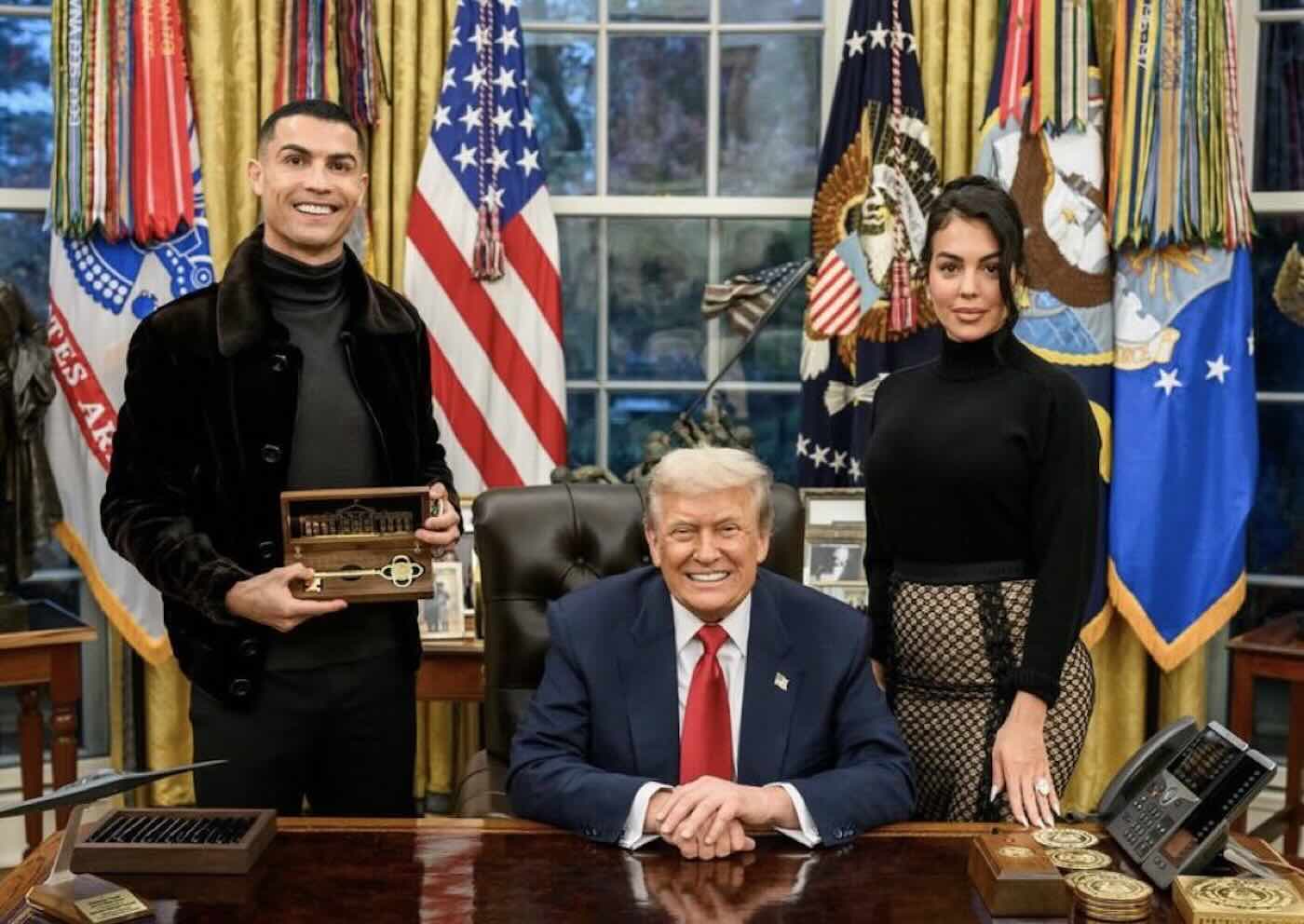trump regalo cristiano ronaldo casa bianca