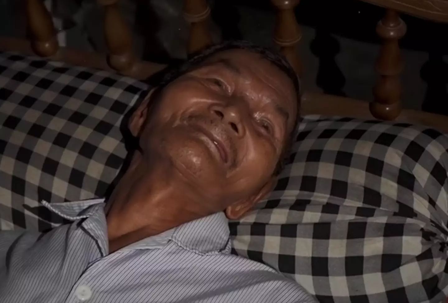 uomo non dorme mai vietnam thai ngoc