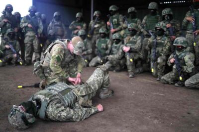 Soldati Ucraina Regno Unito