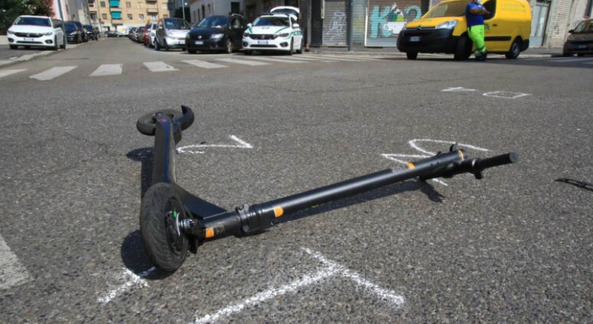incidente bari andria monopattino