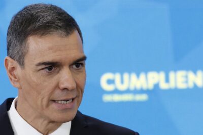 spagna podemos estremadura sanchez