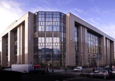 unione europea prestito ucraina 90 miliardi no asset russi 1