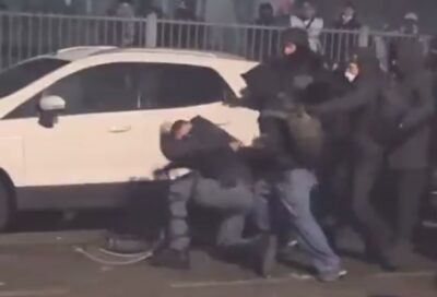 askatasuna-torino-aggressione-poliziotto-video