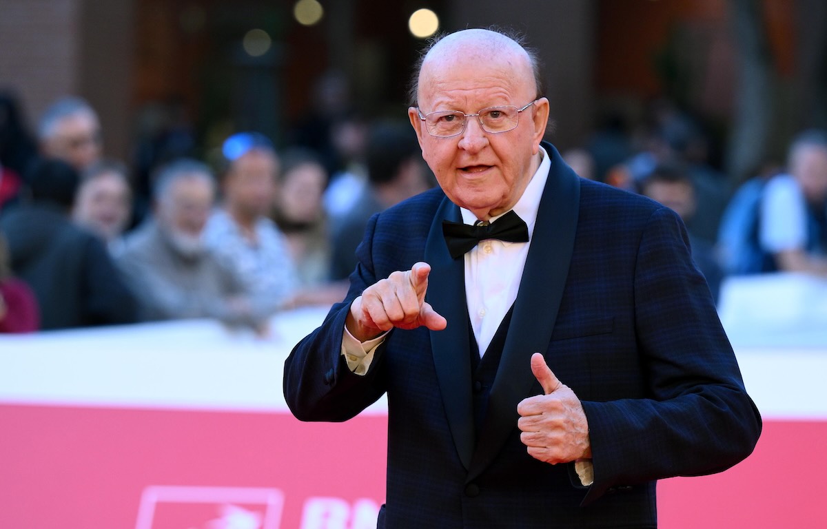 massimo-boldi-tedoforo-rimosso-lista