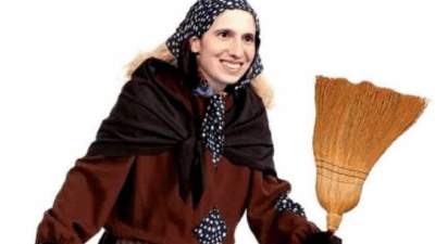 schlein-vestita-befana-sindaco-forza-italia