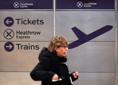 tassa abbracci aeroporti regno unito londra