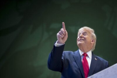 trump gaffe davos groenlandia islanda video