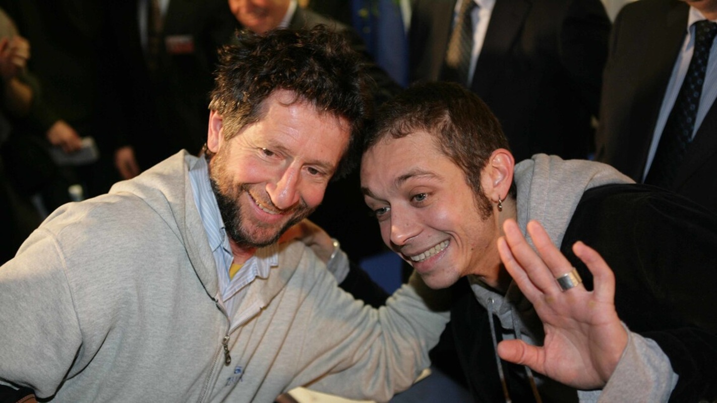 valentino rossi graziano rossi lite soldi compagna