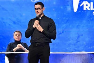 alberto-ravagnani-prete-influencer-perche-ho-lasciato-sacerdozio