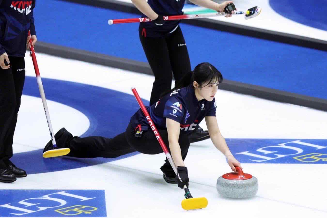 curling-inizio-olimpiadi-milano-cortina