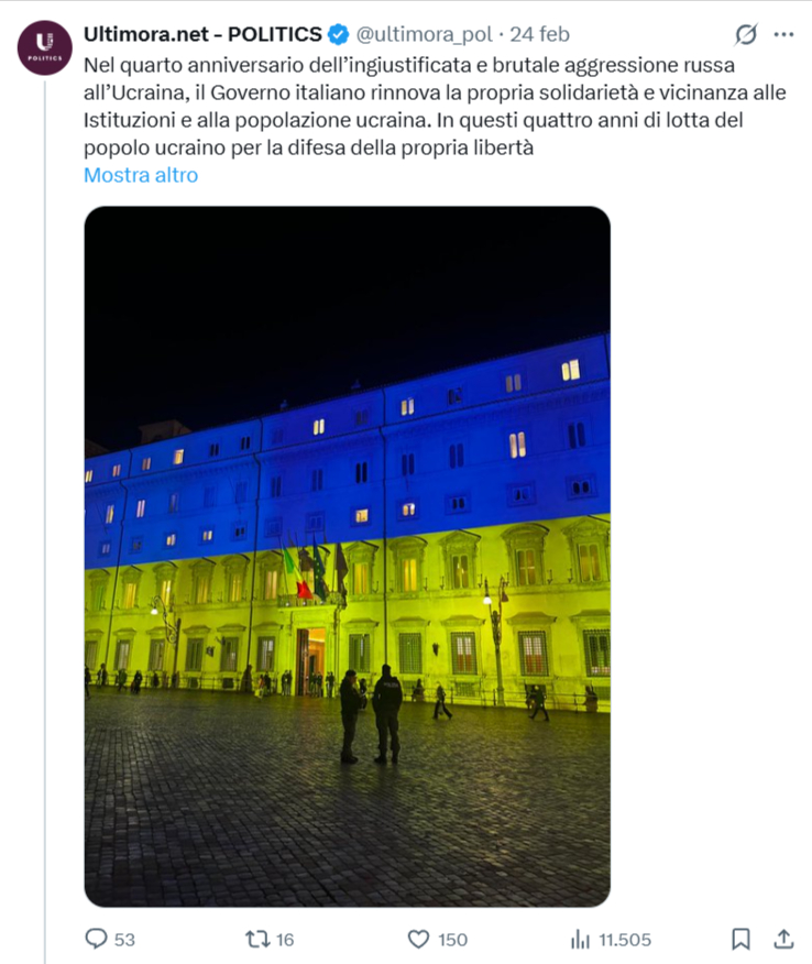 Foto originale di Palazzo Chigi con i colori dell'Ucraina il 24 febbraio 2026.