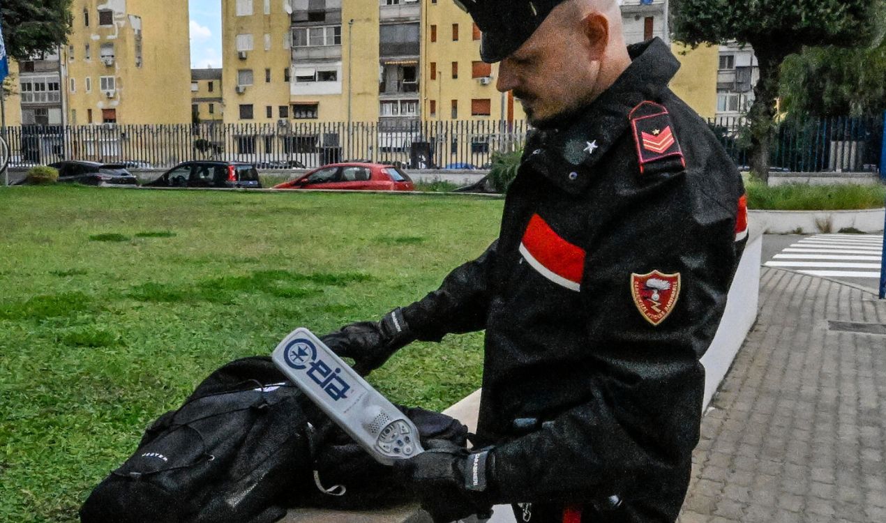 medie coltello metal detector