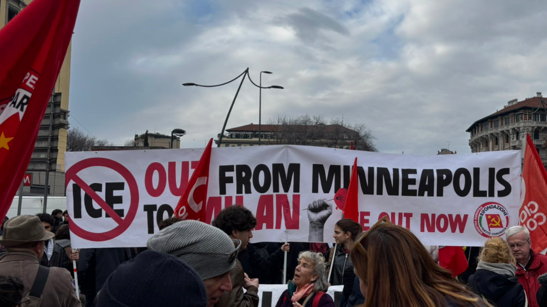 protesta-milano-olimpiadi