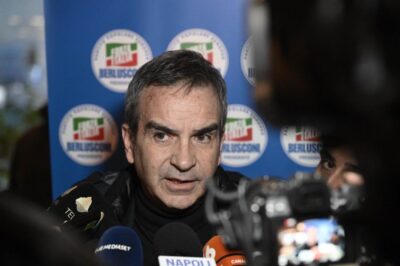 roberto occhiuto indagine truffa auto blu roma