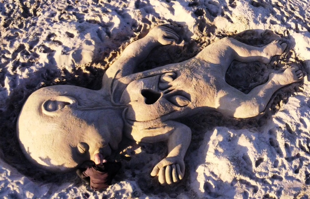 scultura sabbia domenico