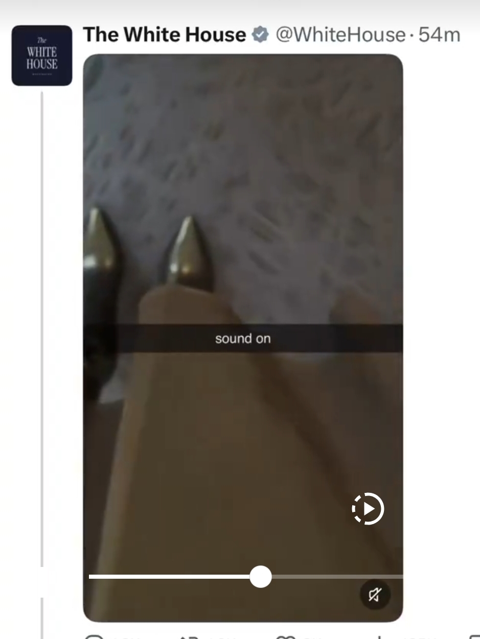Screenshot del post X con il fotogramma del video raffigurante le scarpe da donna e la scritta "Sound on"