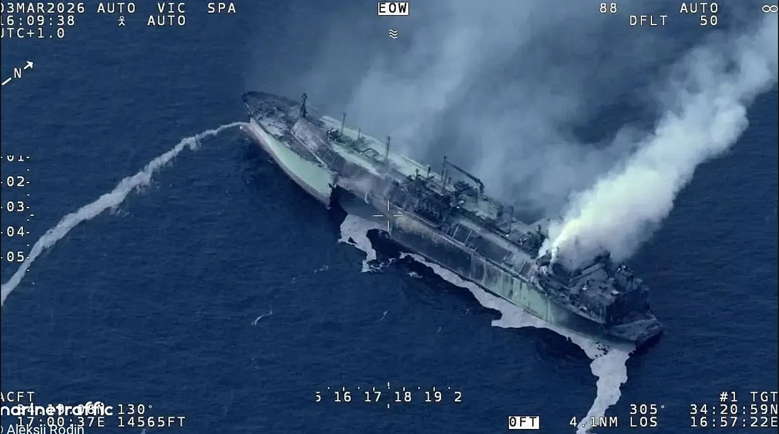 arctic metagaz nave russa colpita mediterraneo