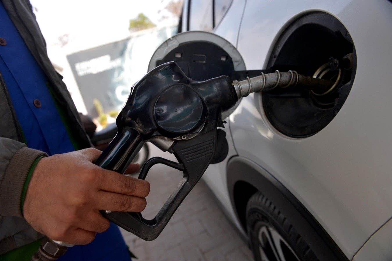 caro carburanti urso speculazione compagnie petrolifere benzinai