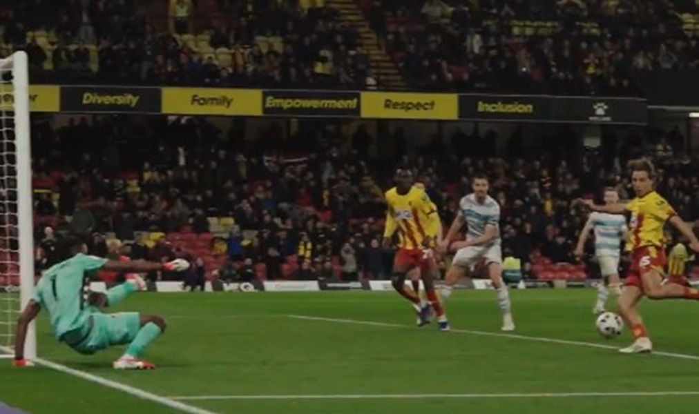 edoardo bove gol watford