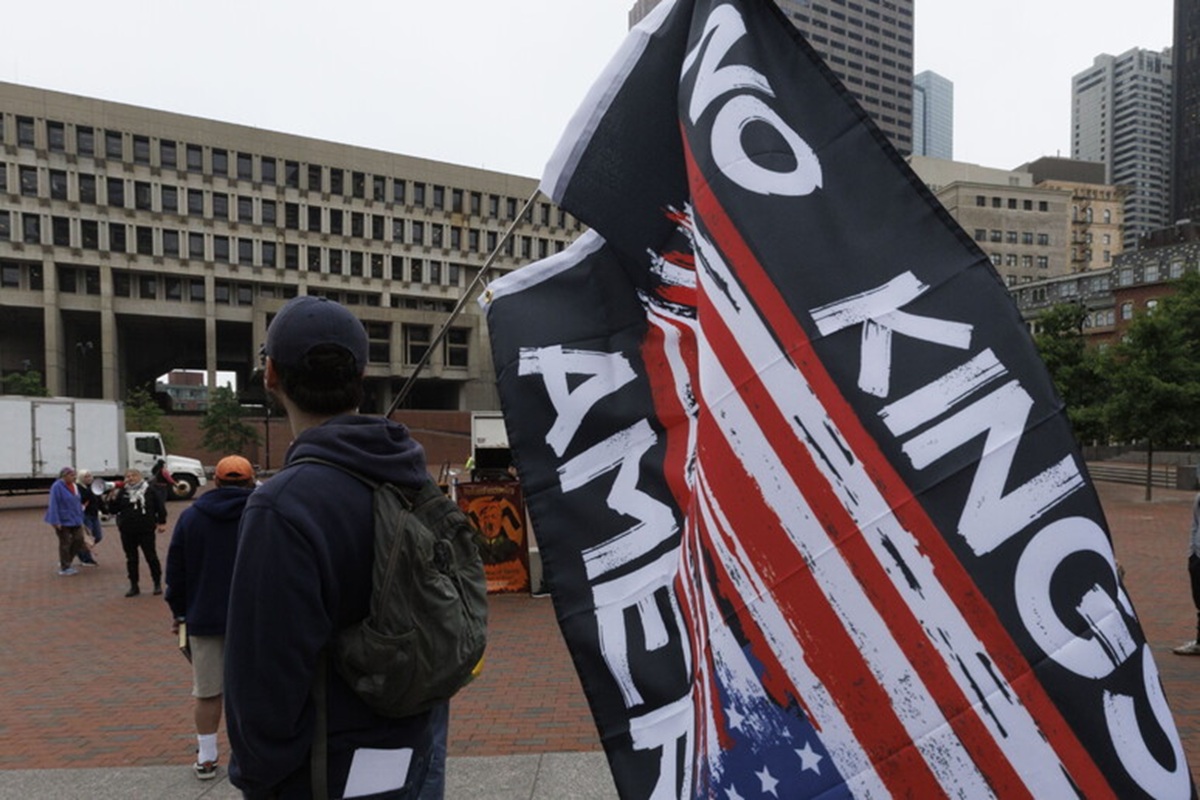 no kings manifestazioni donald trump usa italia roma