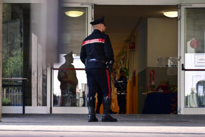 professoressa accoltellata