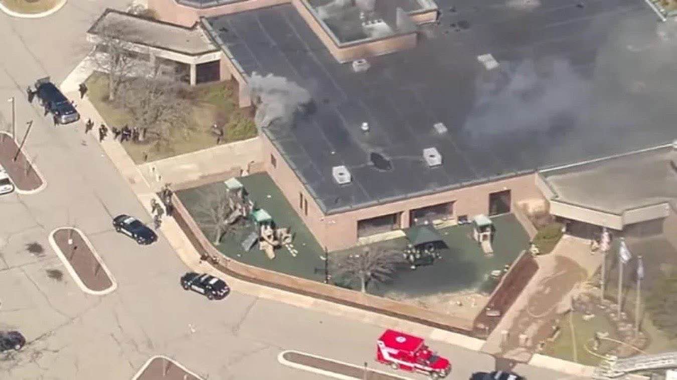 Sparatoria sinagoga Michigan