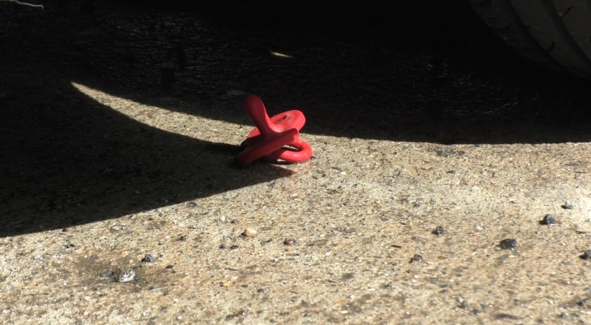 catanzaro-mamma-getta-balcona-figli-confidezne-parroco