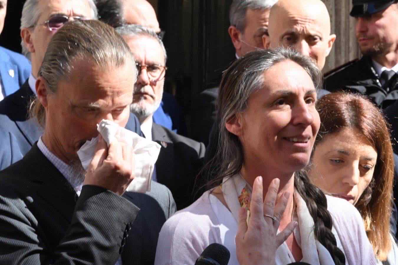 I genitori della famiglia del bosco