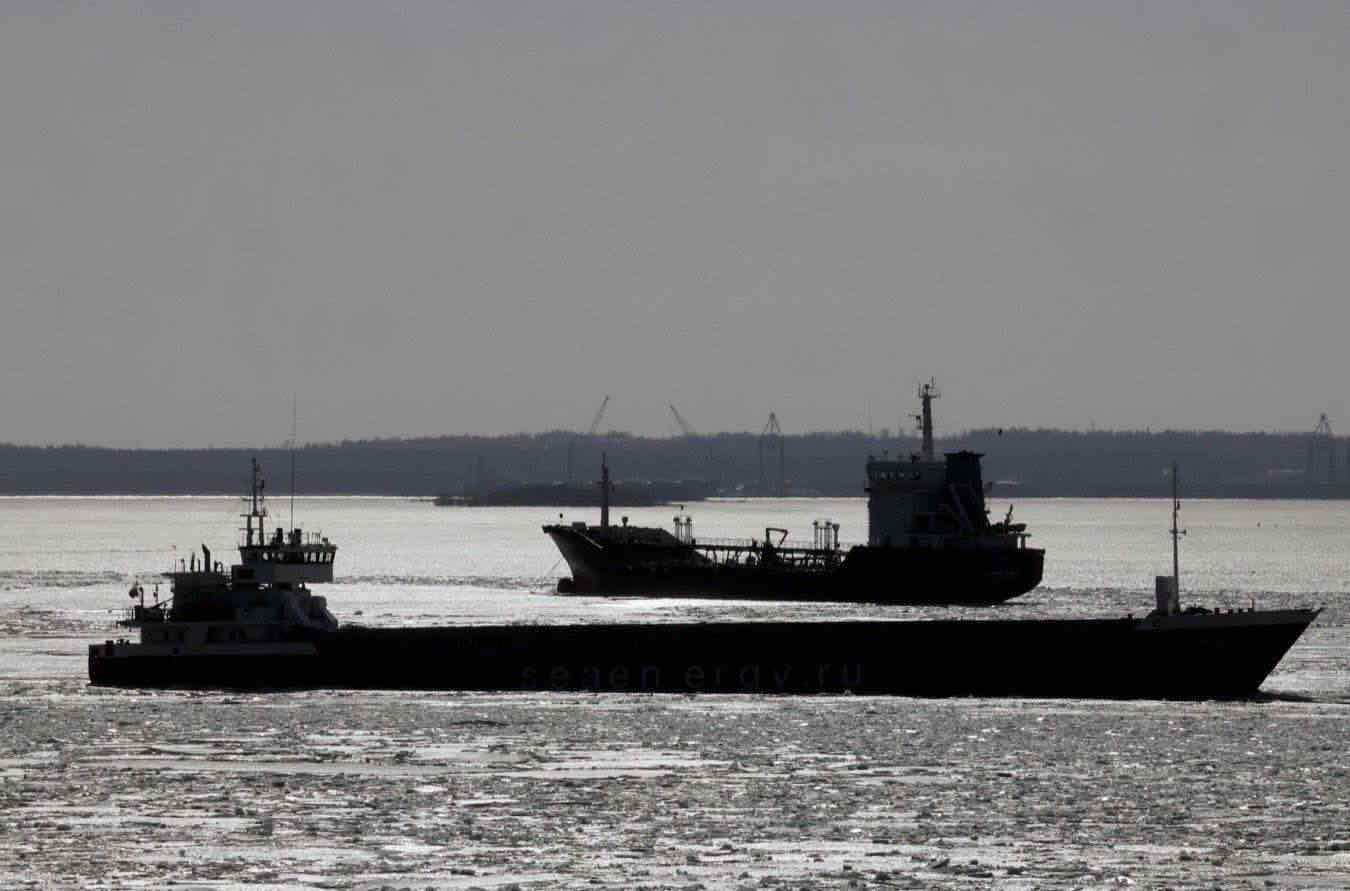 hormuz baltico panama rischi commercio marittimo