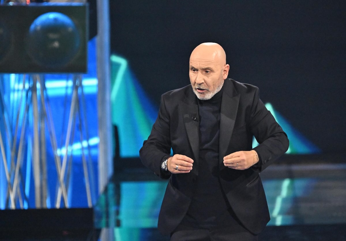 maurizio-battista-denuncia-stalking-diffamazione-ex-manager