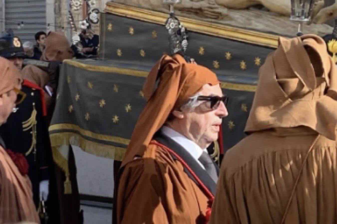Riccardo Muti in processione a Molfetta