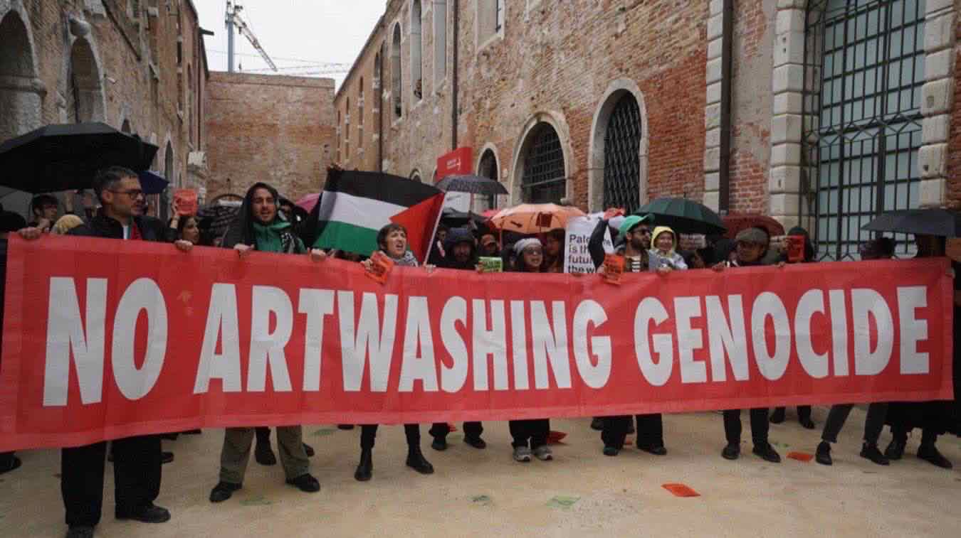 biennale venezia protesta israele genocidio gaza