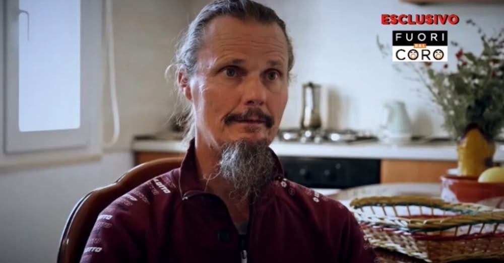 intervista fuori dal coro nathan trevallion