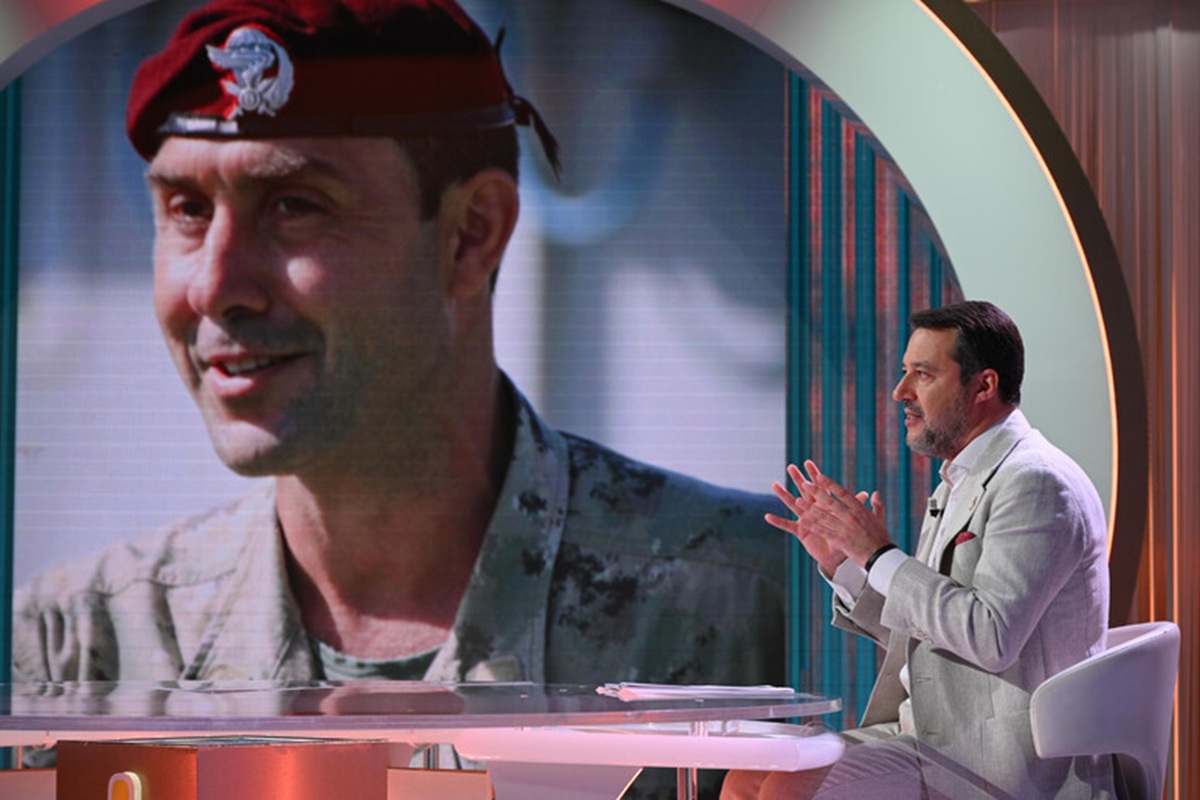 matteo salvini ministro dell'interno roberto vannacci
