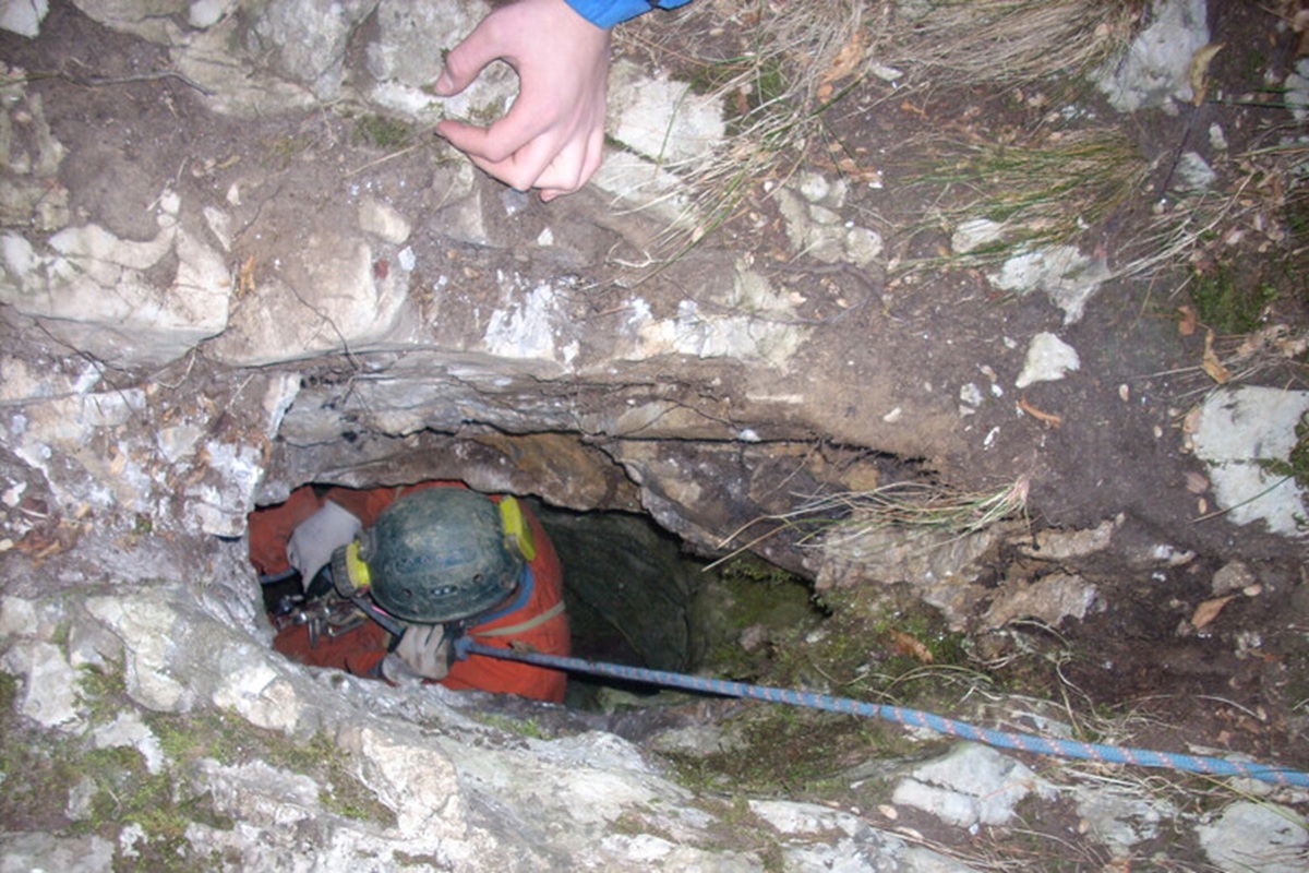 speleologo garessio incastrato