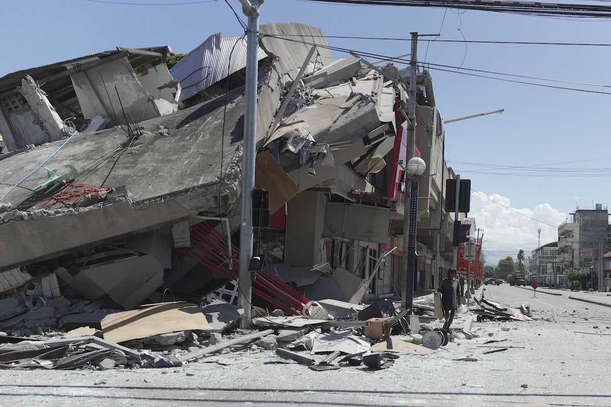 terremoto-filippine-morti-feriti