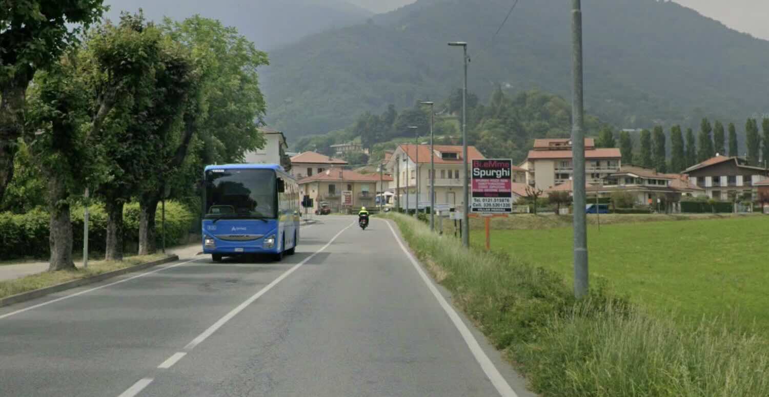 Bambino lasciato a piedi dal bus tra Luserna San Giovanni e Torre Pellice