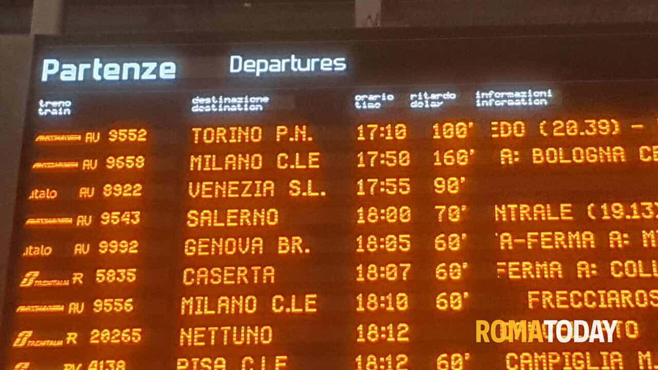 treni ritardi aerei stop alta velocità estate