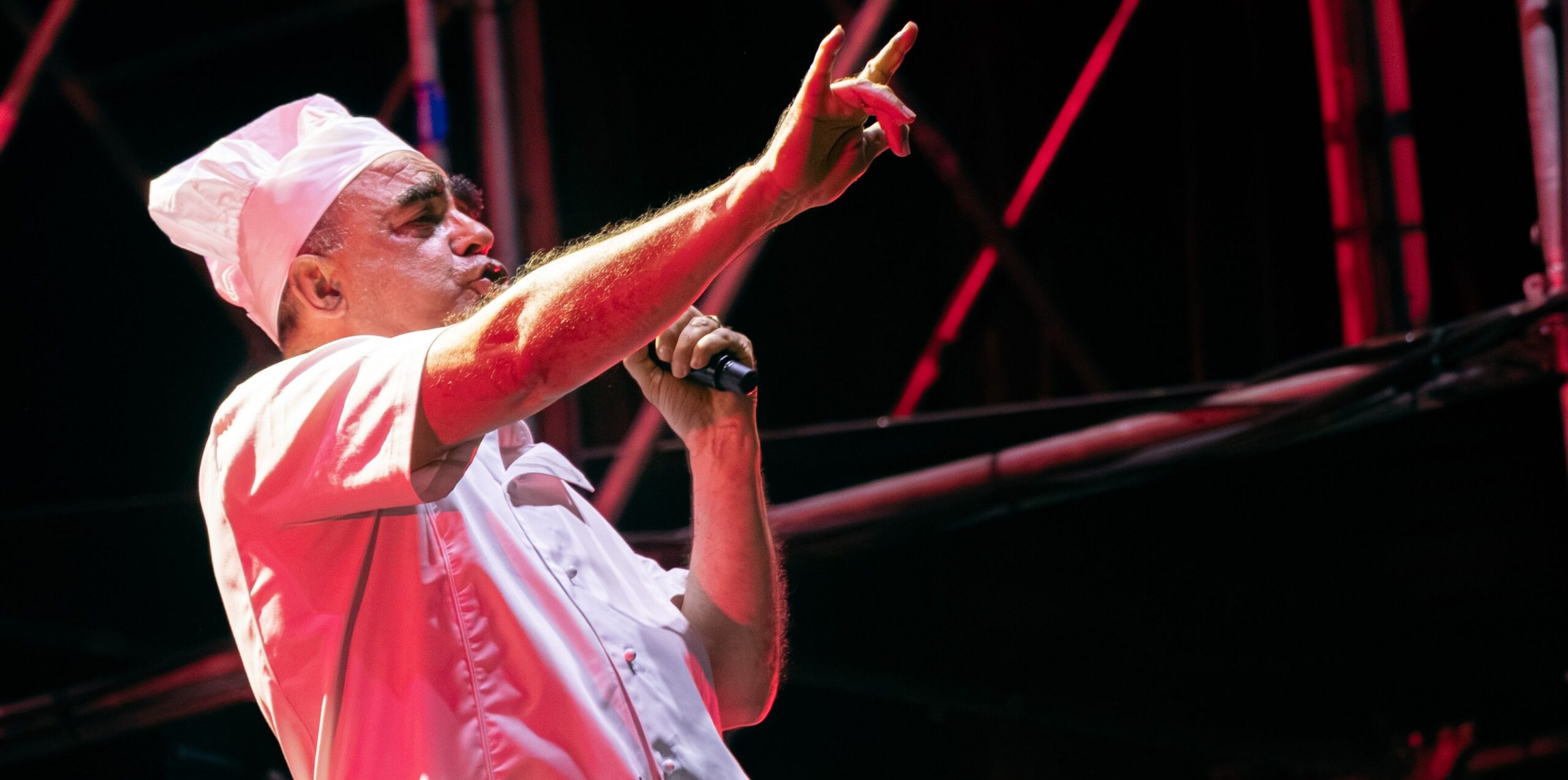 Immagine collegata al feed originale: Elio e le Storie Tese e il loro Tour à la carte: «Il nostro repertorio come un menù e il pubblico ordina le canzoni» – L’intervista