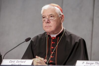 cardinale Gerhard Ludwig Müller lefebvre