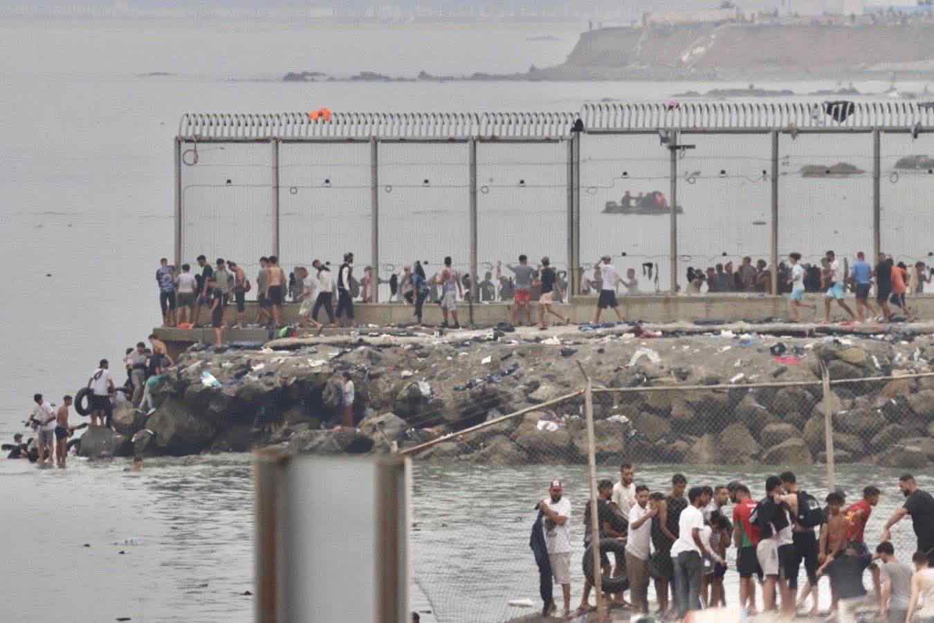 Allarme migranti a Ceuta