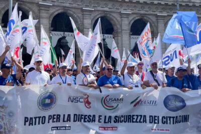 manifestazione forze armate a Roma