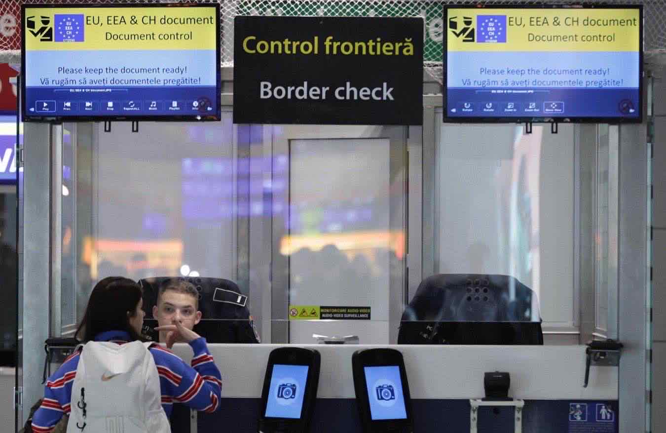 ees-aeroporti-caos-controlli-biometrici