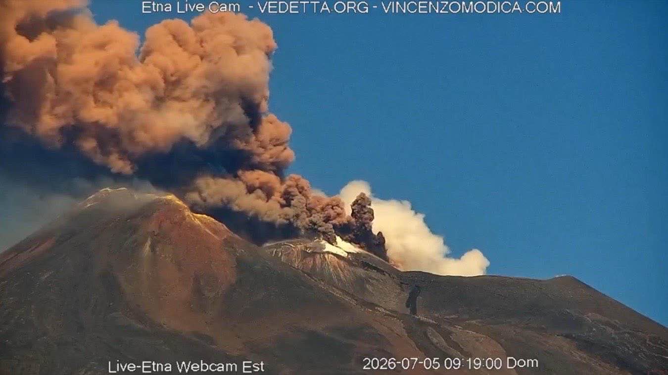 https://static.open.online/wp-content/uploads/2026/07/etna-luglio-26.jpg