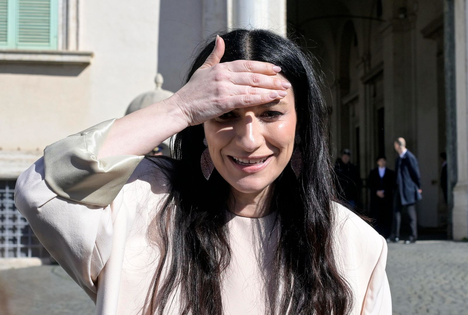 laura-pausini-gente-edizioni-musicali-conti-2026