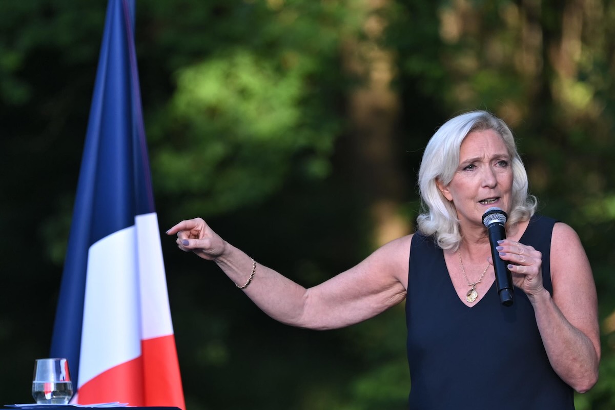 le-pen-condannata-ineleggibilità