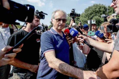 Mario Roggero prima di entrare in carcere a Bollate