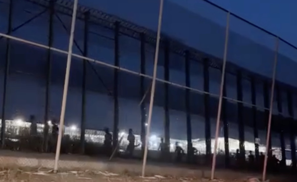 Immagine collegata al feed originale: Anche a Melilla i migranti tentano l’ingresso di massa. La rete e la fuga tra le strade – Il video