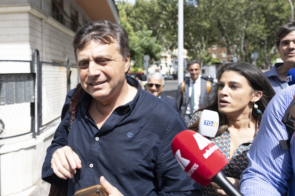 valter lavitola tribunale roma